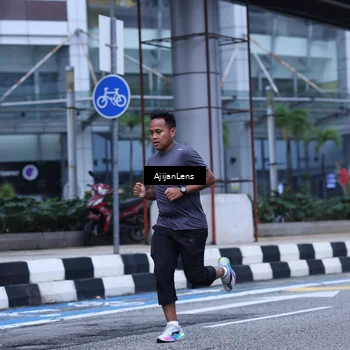 Runner Photo 8618692