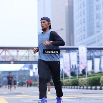 Runner Photo 8618702