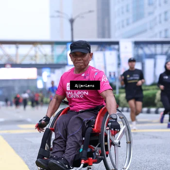 Runner Photo 8618725