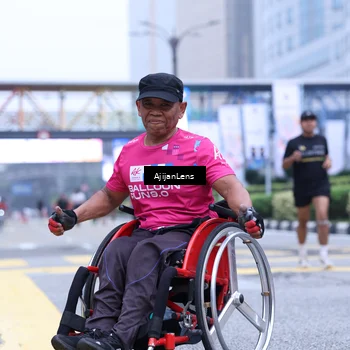 Runner Photo 8618730