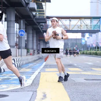 Runner Photo 8618790