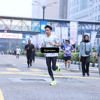 Runner Photo 8618799