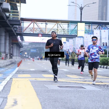 Runner Photo 8618801