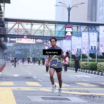 Runner Photo 8618817