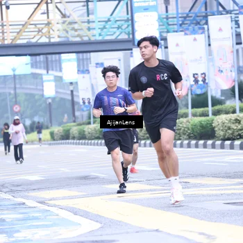 Runner Photo 8618846