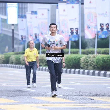 Runner Photo 8618856