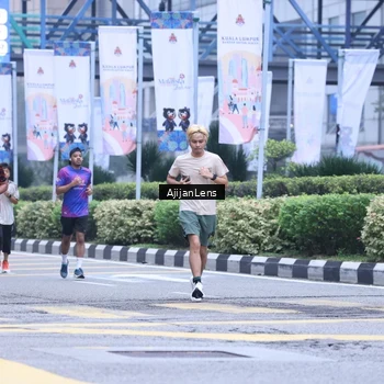 Runner Photo 8618869