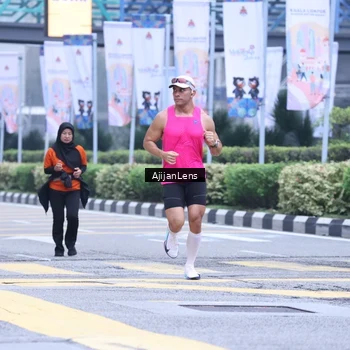 Runner Photo 8618888
