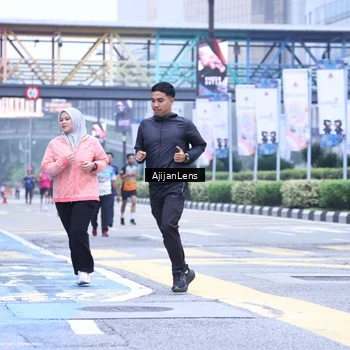 Runner Photo 8618892