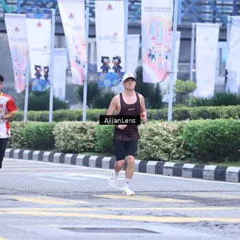 Runner Photo 8618921