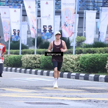 Runner Photo 8618925