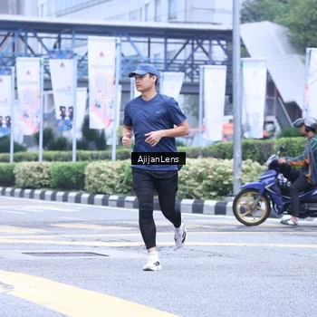 Runner Photo 8618951