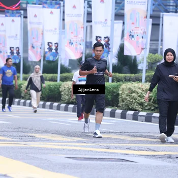 Runner Photo 8618996