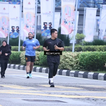 Runner Photo 8619033