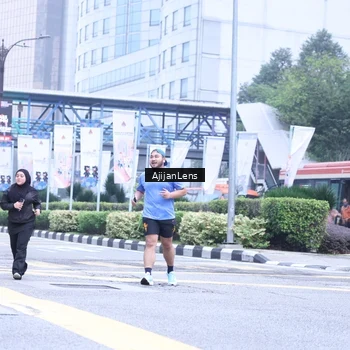 Runner Photo 8619041