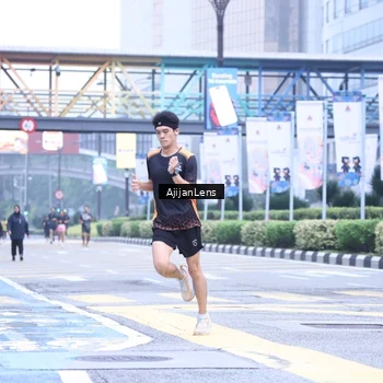 Runner Photo 8619042