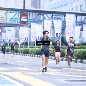 Runner Photo 8619043