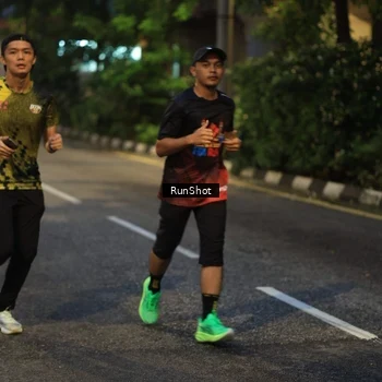 Runner Photo 8619066