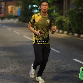 Runner Photo 8619071