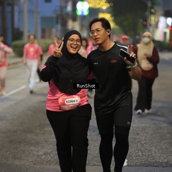 Runner Photo 8619100