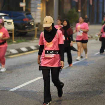 Runner Photo 8619143