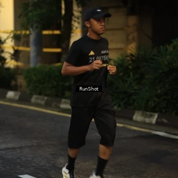 Runner Photo 8619164