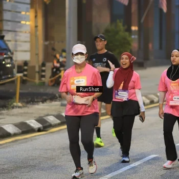 Runner Photo 8619173