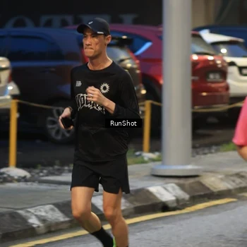 Runner Photo 8619179