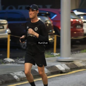 Runner Photo 8619190