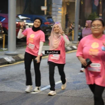 Runner Photo 8619335