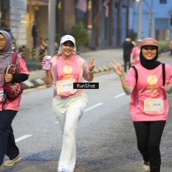 Runner Photo 8619402
