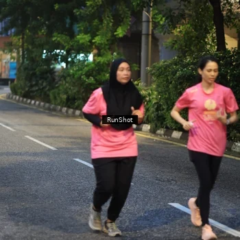 Runner Photo 8619435