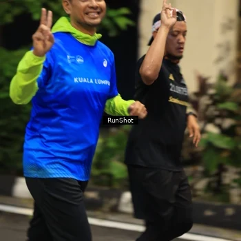 Runner Photo 8619675