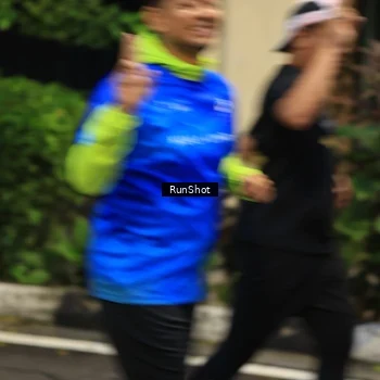 Runner Photo 8619685