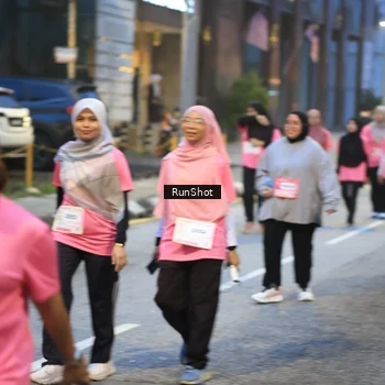 Runner Photo 8619724