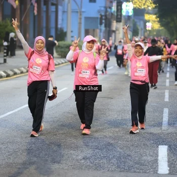 Runner Photo 8619846
