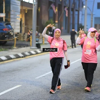 Runner Photo 8619851