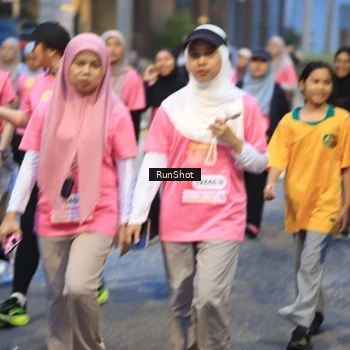 Runner Photo 8619913