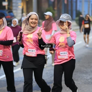 Runner Photo 8620044