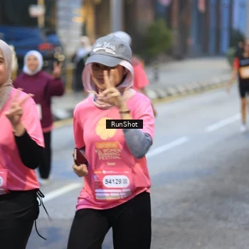 Runner Photo 8620047