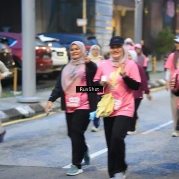 Runner Photo 8620054