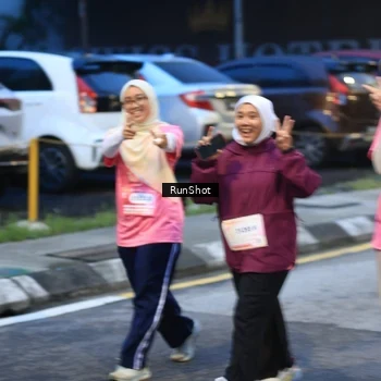 Runner Photo 8620071