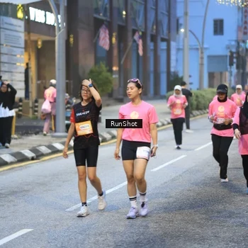 Runner Photo 8620082