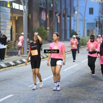 Runner Photo 8620083