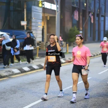 Runner Photo 8620092