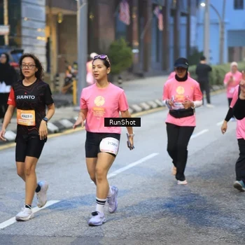 Runner Photo 8620094