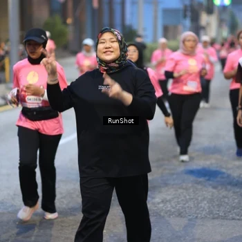 Runner Photo 8620111