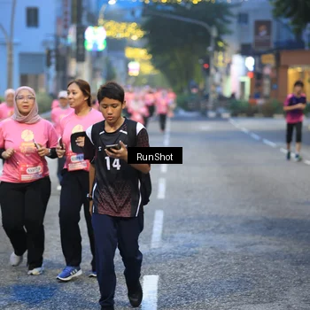 Runner Photo 8620113