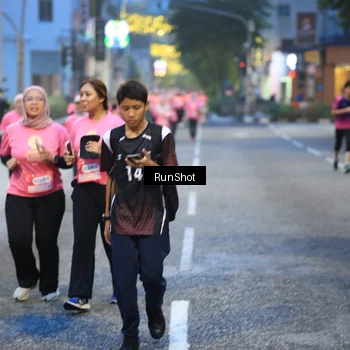 Runner Photo 8620115