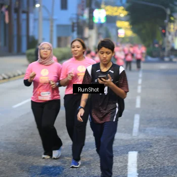 Runner Photo 8620117